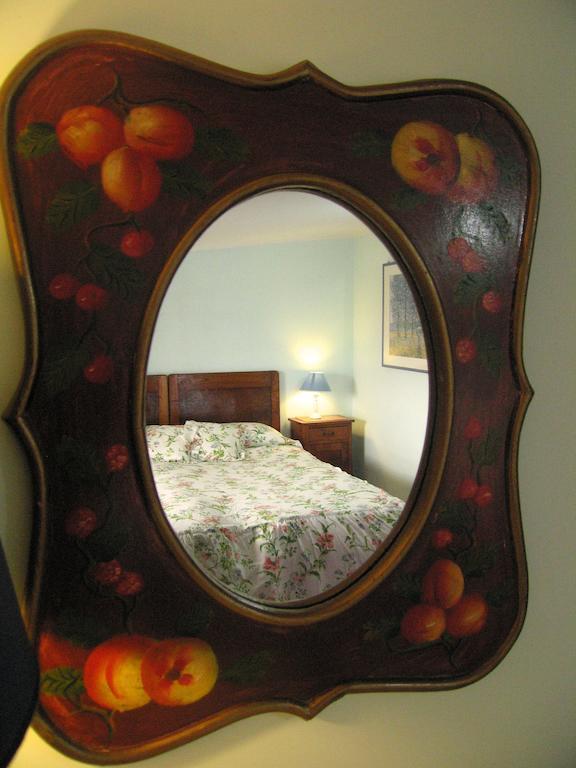 Il Sorriso Dei Monti Bed and Breakfast Orvinio Værelse billede