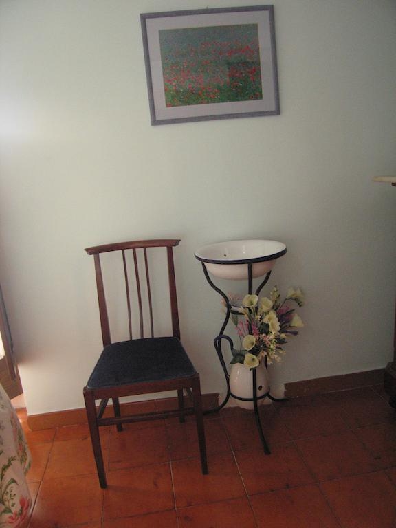 Il Sorriso Dei Monti Bed and Breakfast Orvinio Værelse billede
